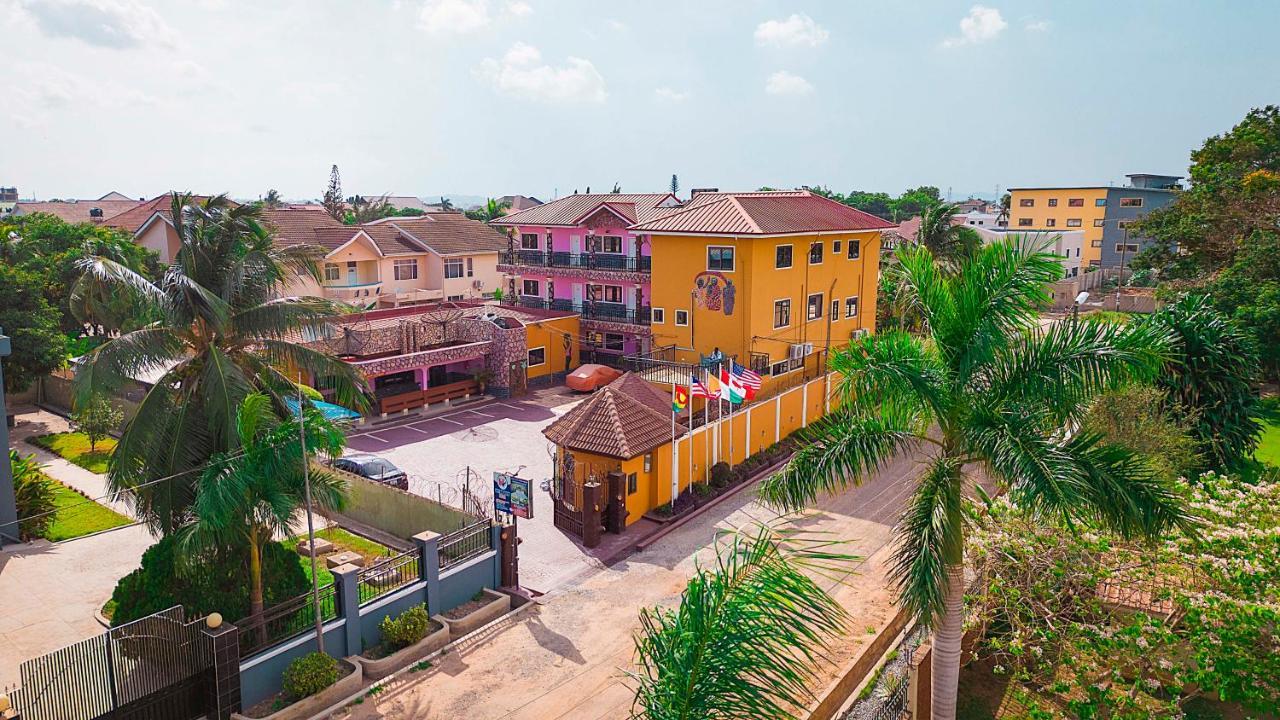 Hilton View Hotel Ogbodjo Eksteriør bilde