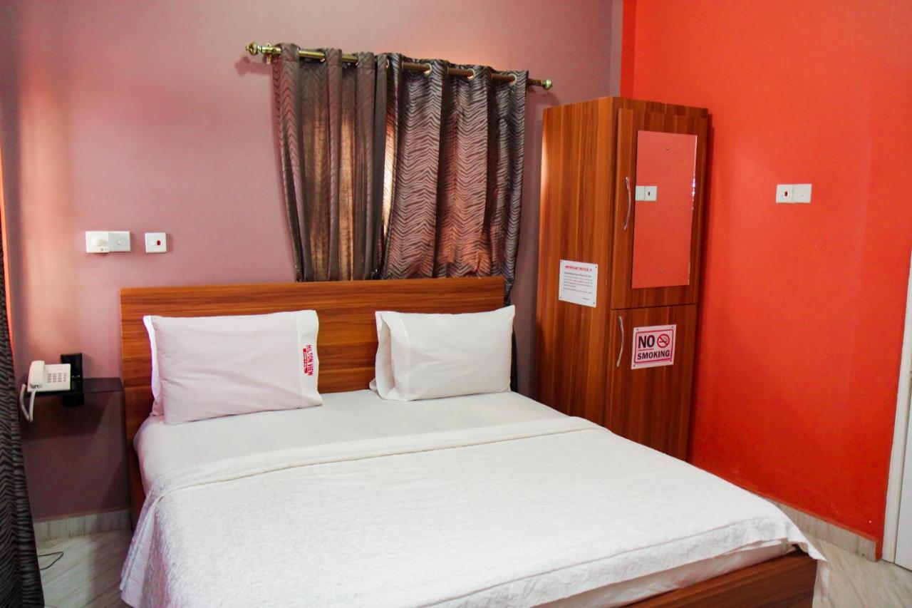 Hilton View Hotel Ogbodjo Eksteriør bilde