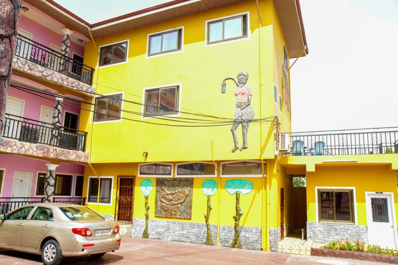 Hilton View Hotel Ogbodjo Eksteriør bilde
